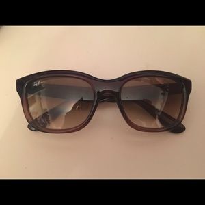 Ray-Band Cat Eye Sunglasses